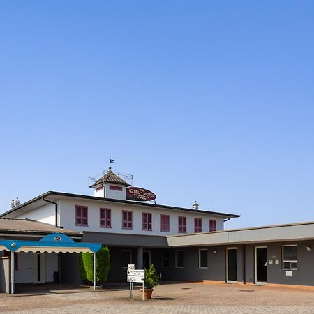 Montodine Hotel Motel Sporting מראה חיצוני תמונה