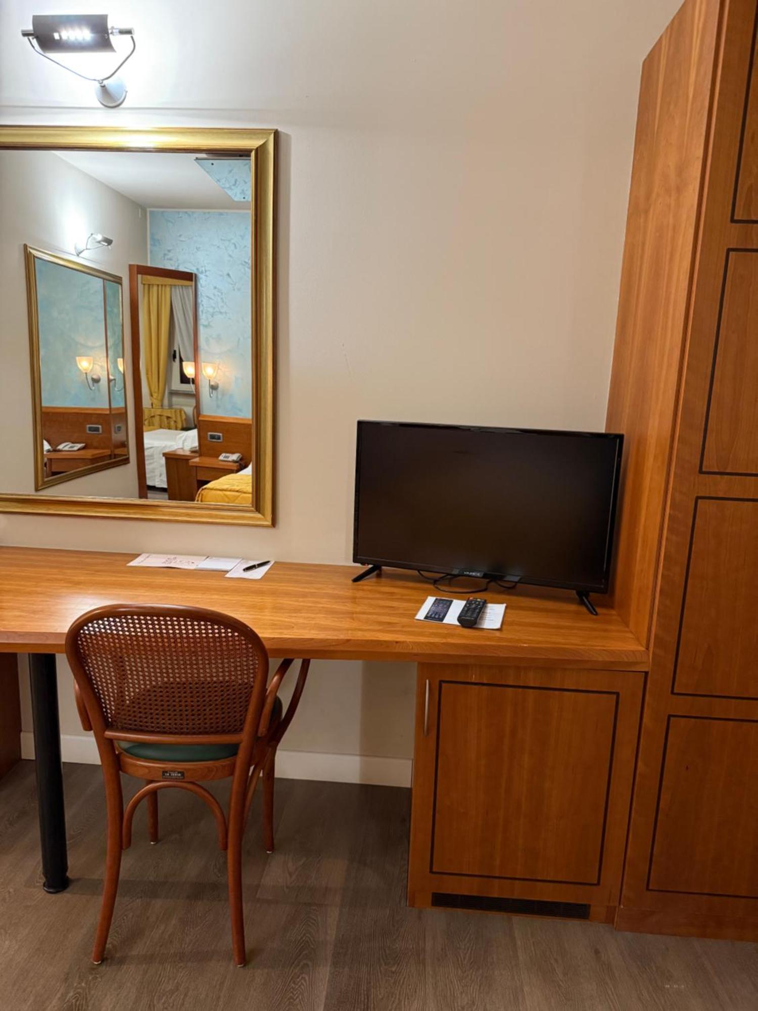 Montodine Hotel Motel Sporting מראה חיצוני תמונה
